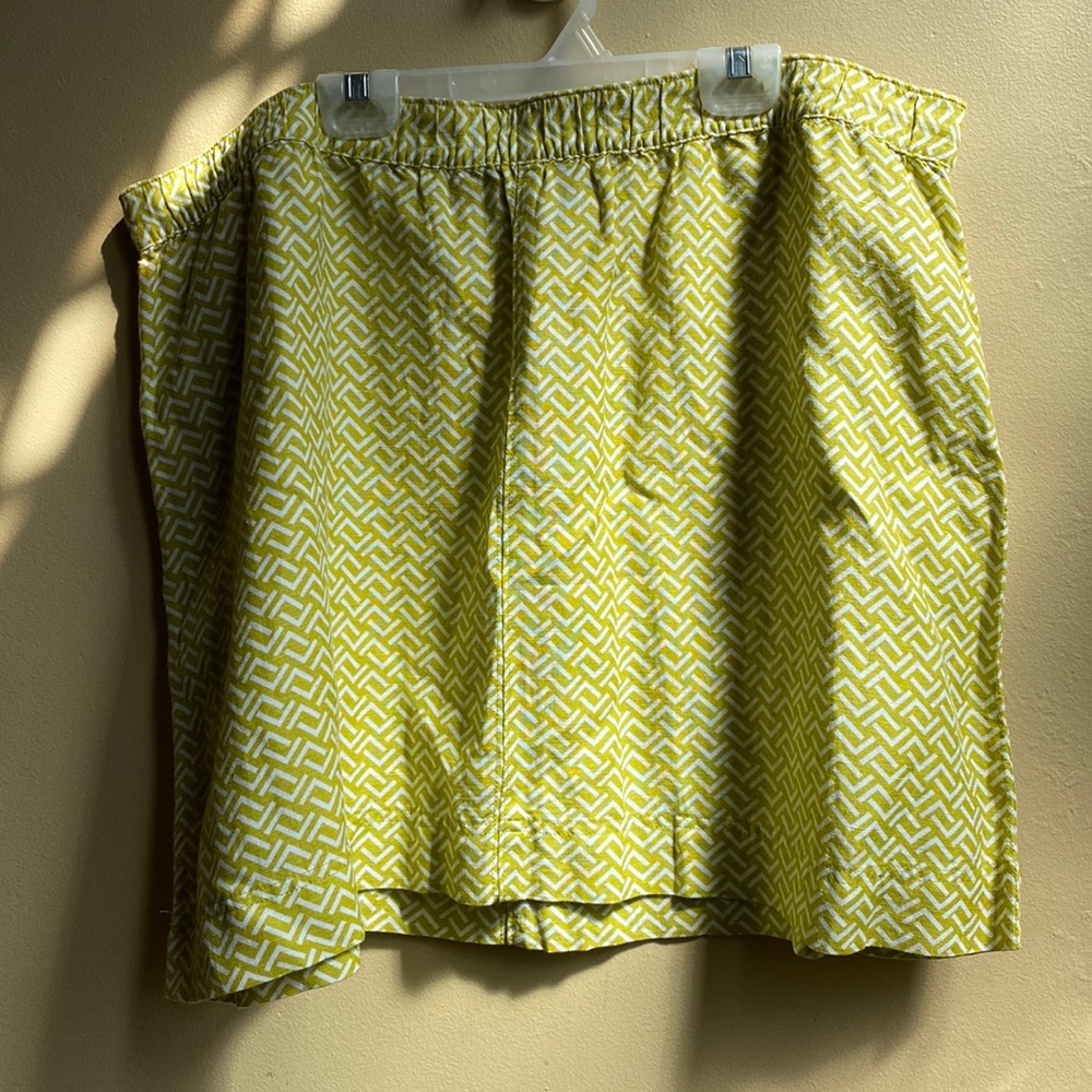 Yellow and White print skirt